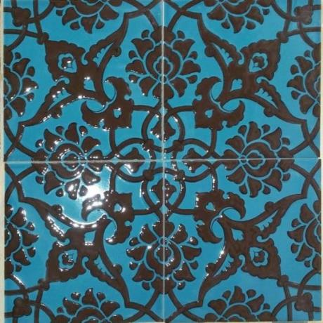 Altınay Cami Çinileri